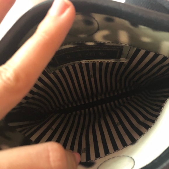 AUTHENTIC L.A.M.B. by Gwen Stefani crossbody bag - Picture 5 of 8